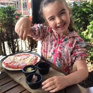 Meet your Posher, Scott